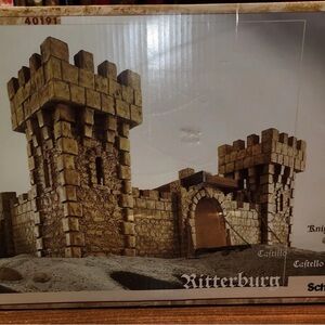 Schleich Ritterburg Castle Playset - Brown